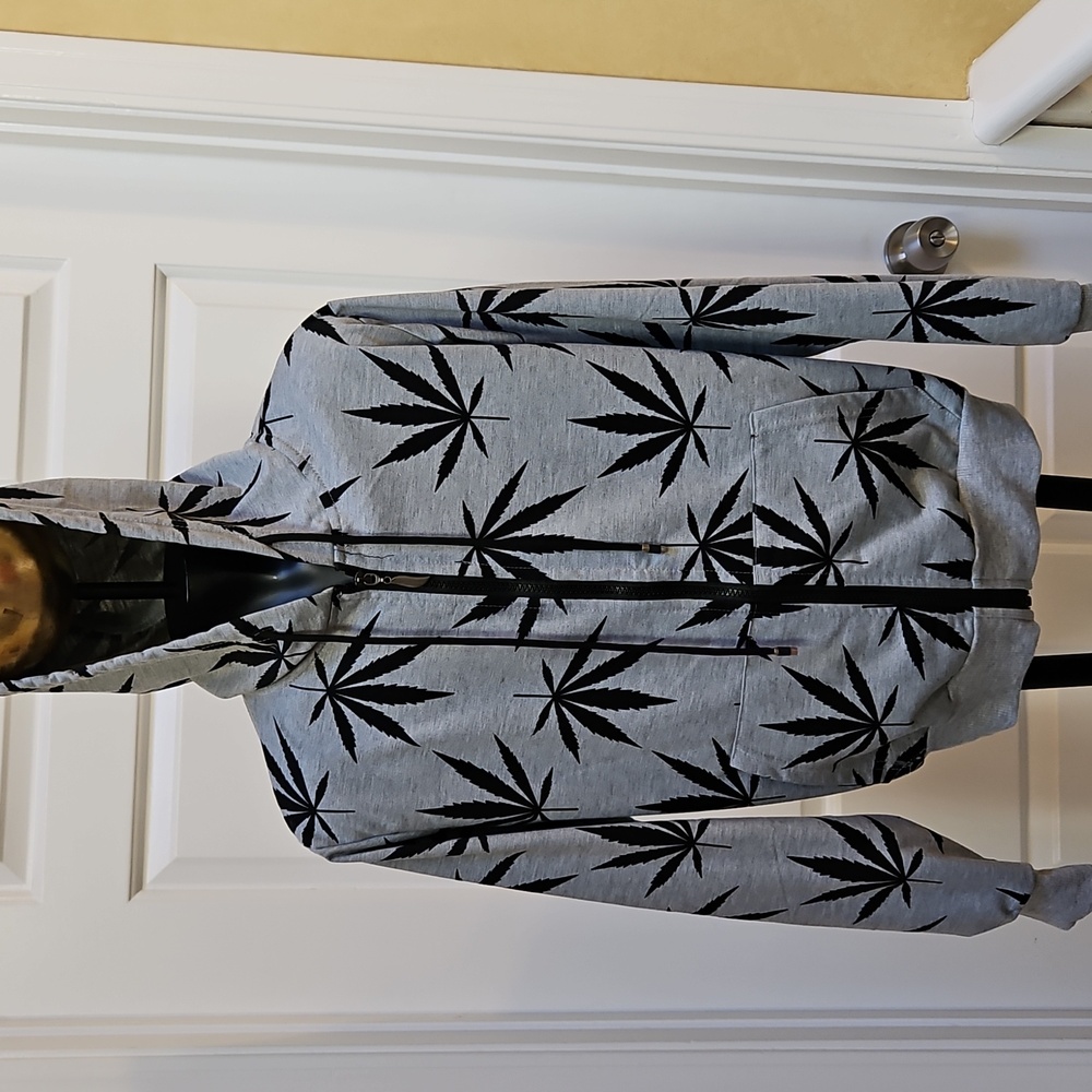 MIRA LUXE Gray with Black Leaf Print Hoodie Coat Jacket - S